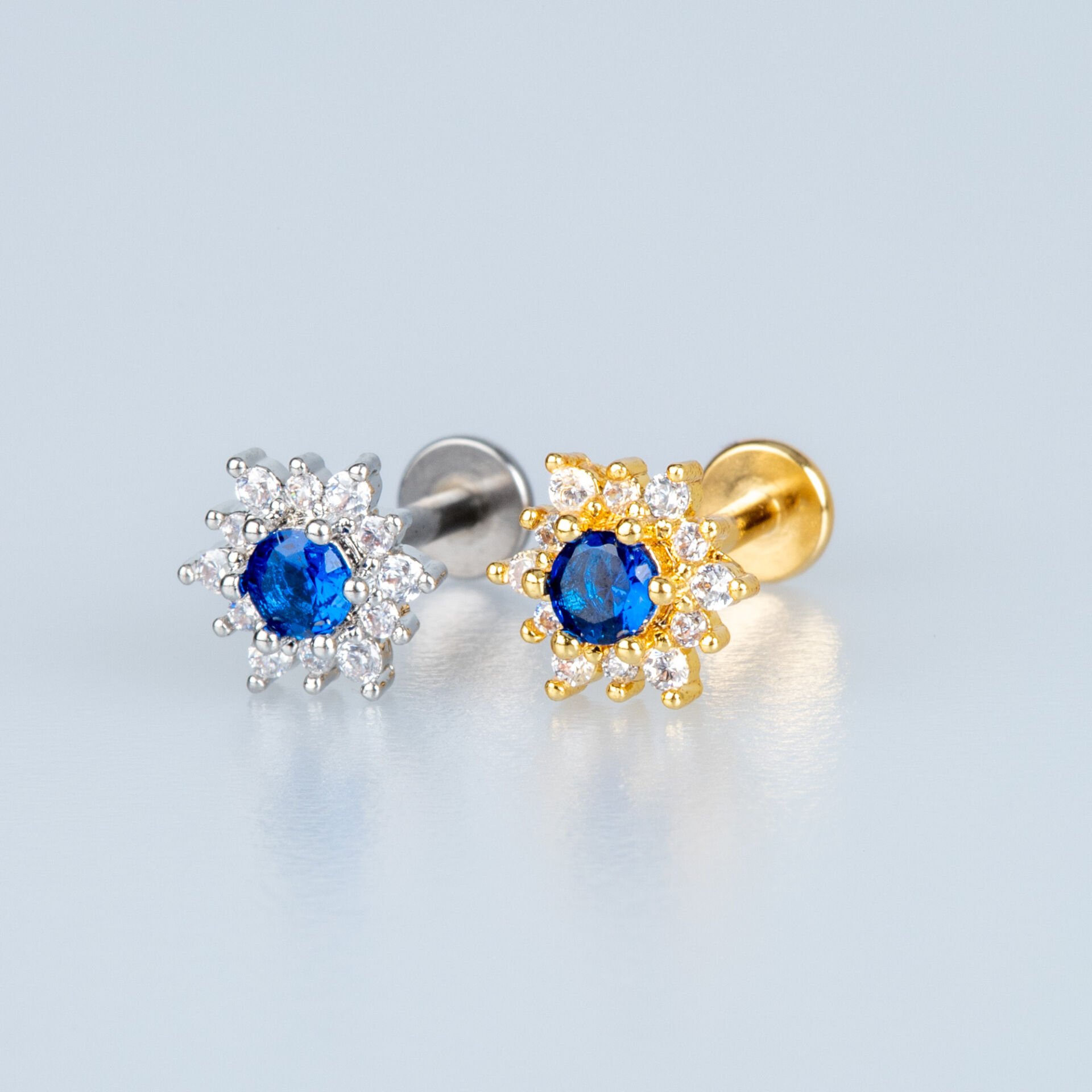 Piercing Tragus Çiçek