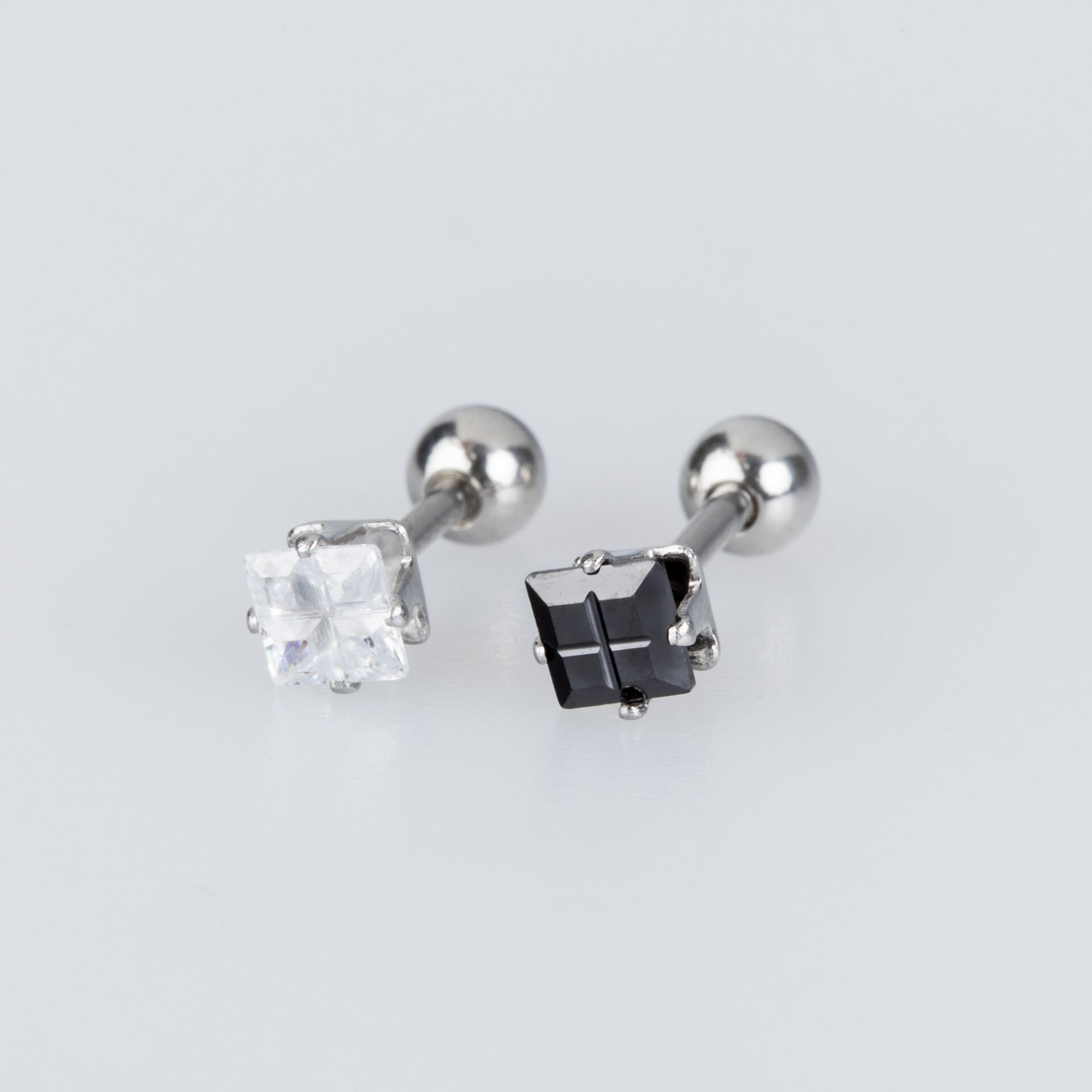 Piercing Çelik Tragus Kare Taş