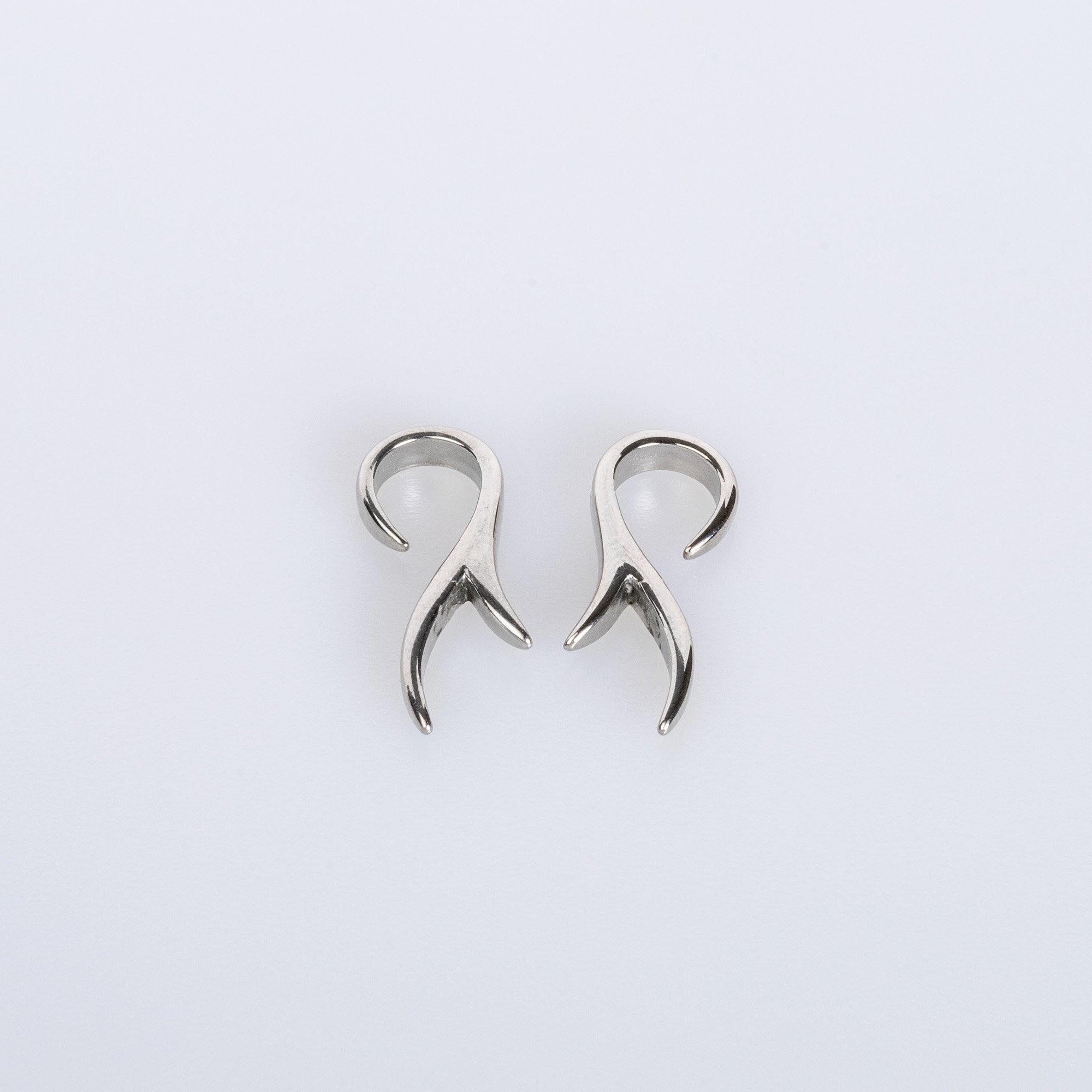 Piercing Tünel Tiribal Tek