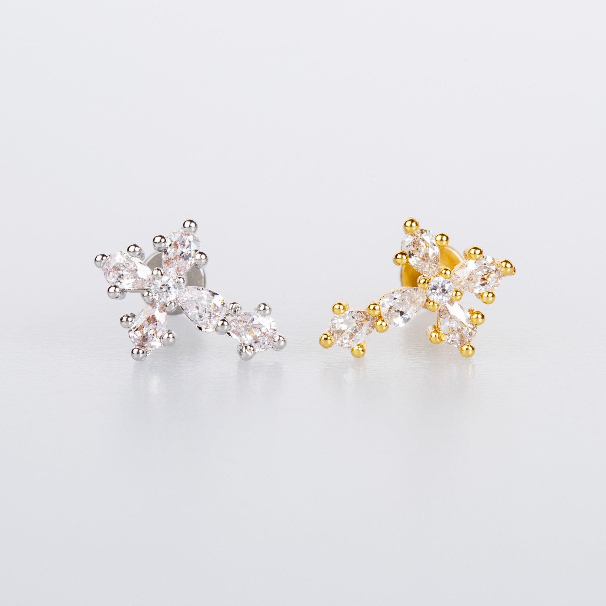 Piercing Tragus Cross