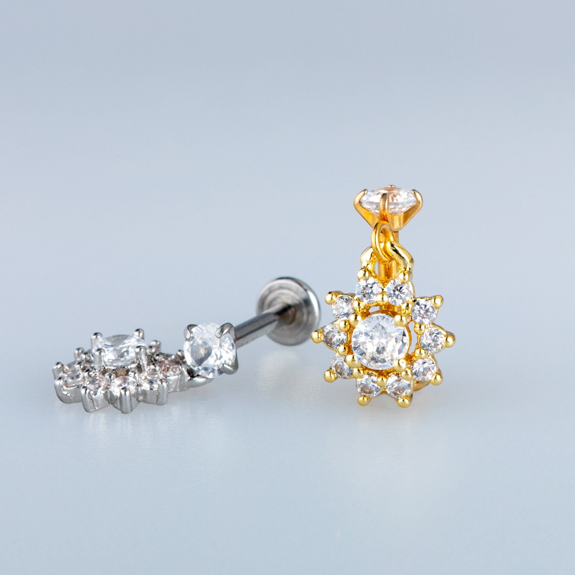 Piercing Tragus Helix Çiçek