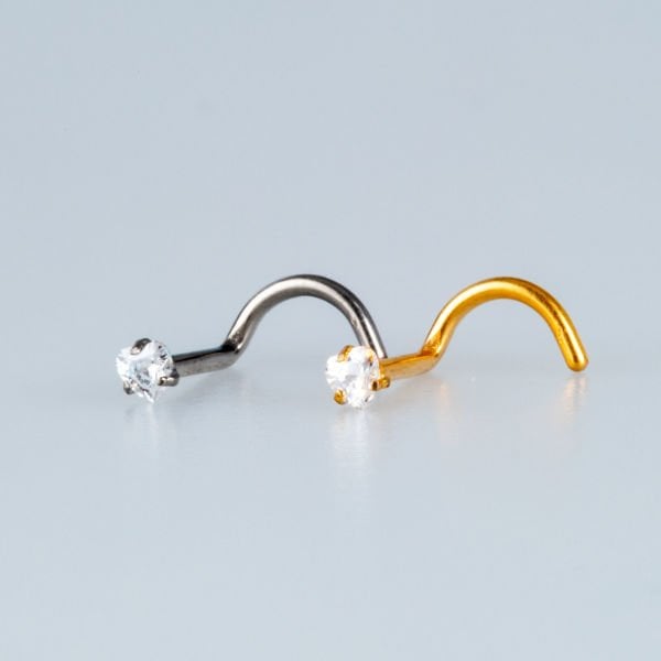 Titanium Nose Ring 2.5mm Heart Stone Thickness 0.8mm