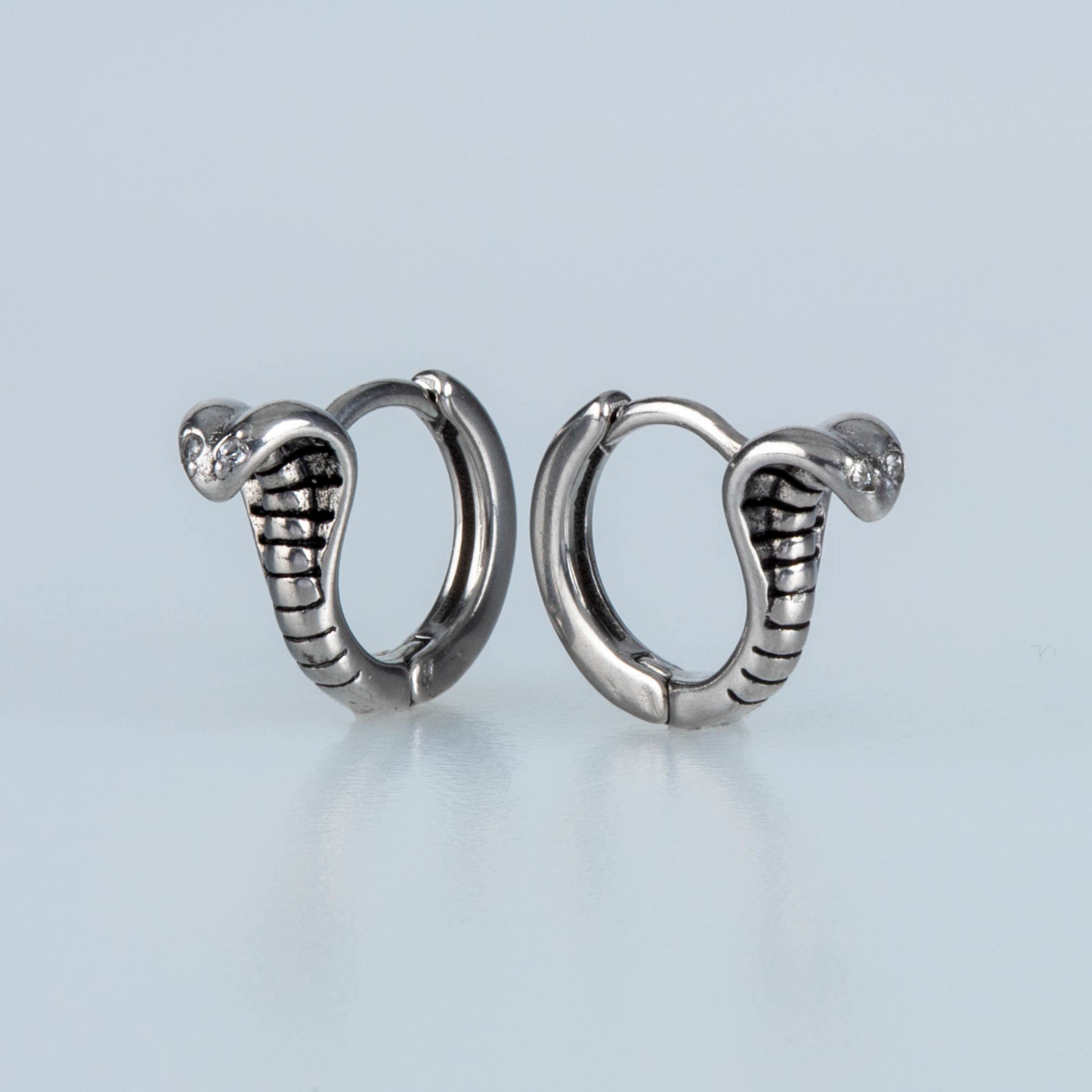 Steel Earring Gothic - Double Snake