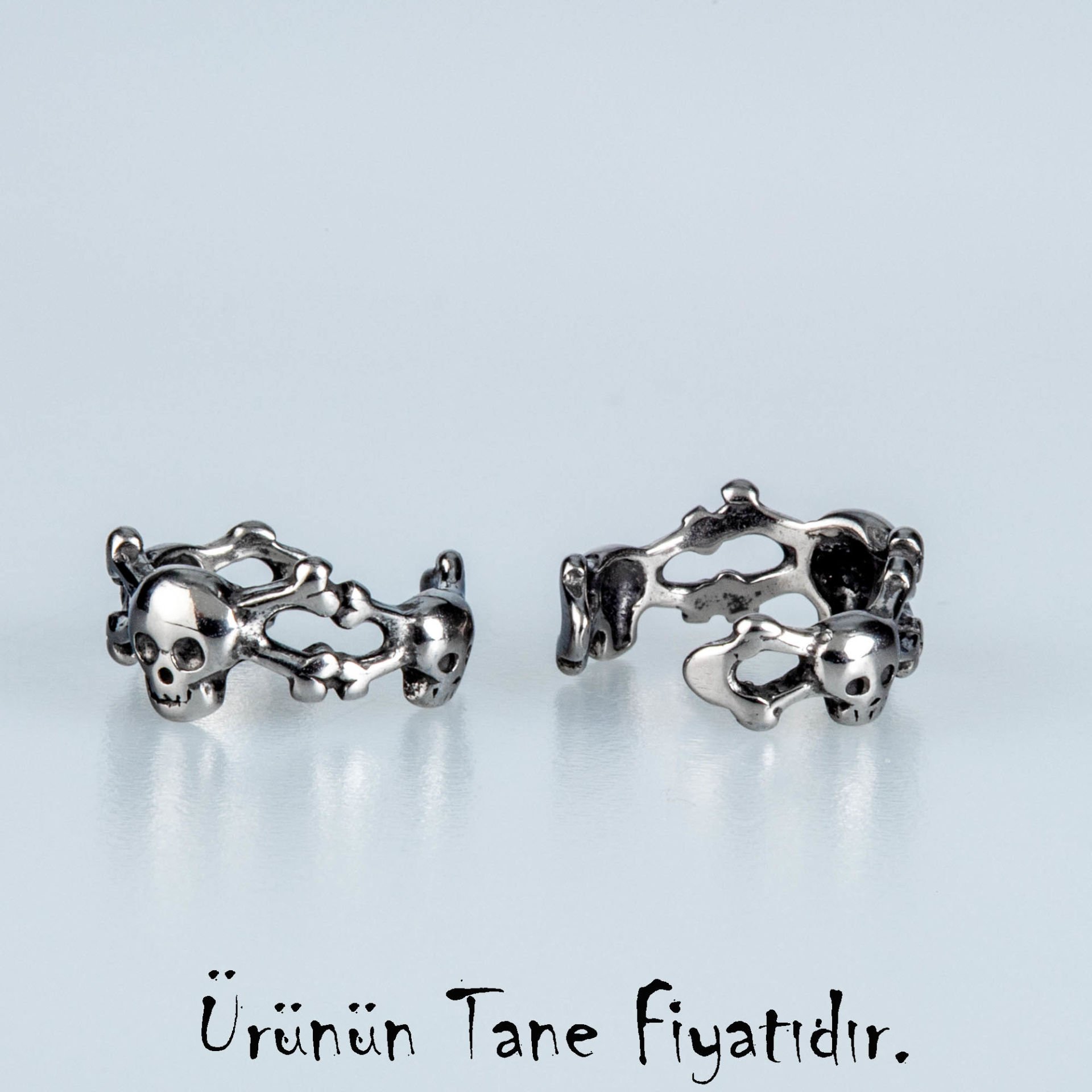 Steel Gothic Skull Earring Cartilage Rook-Tek