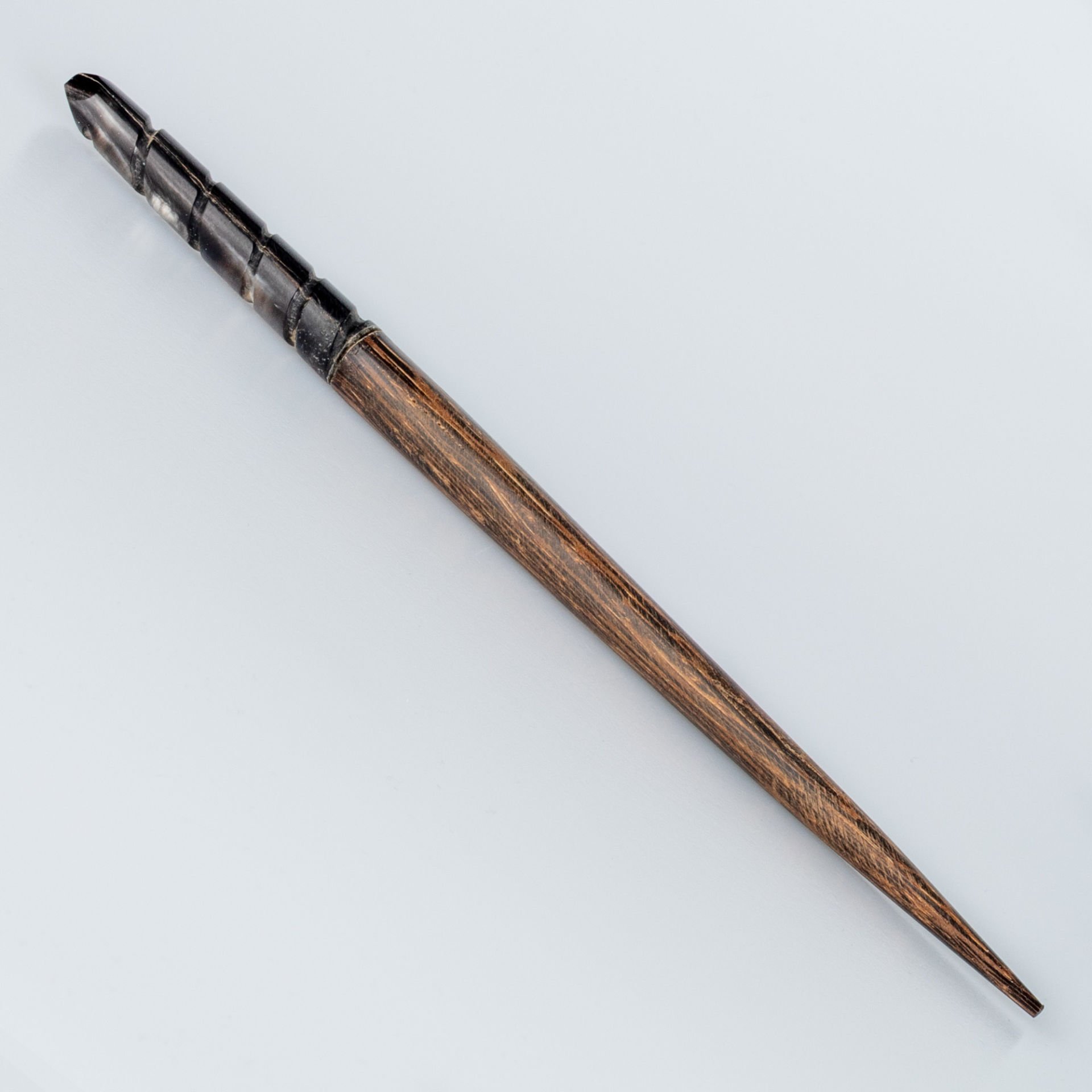 Mace Pen