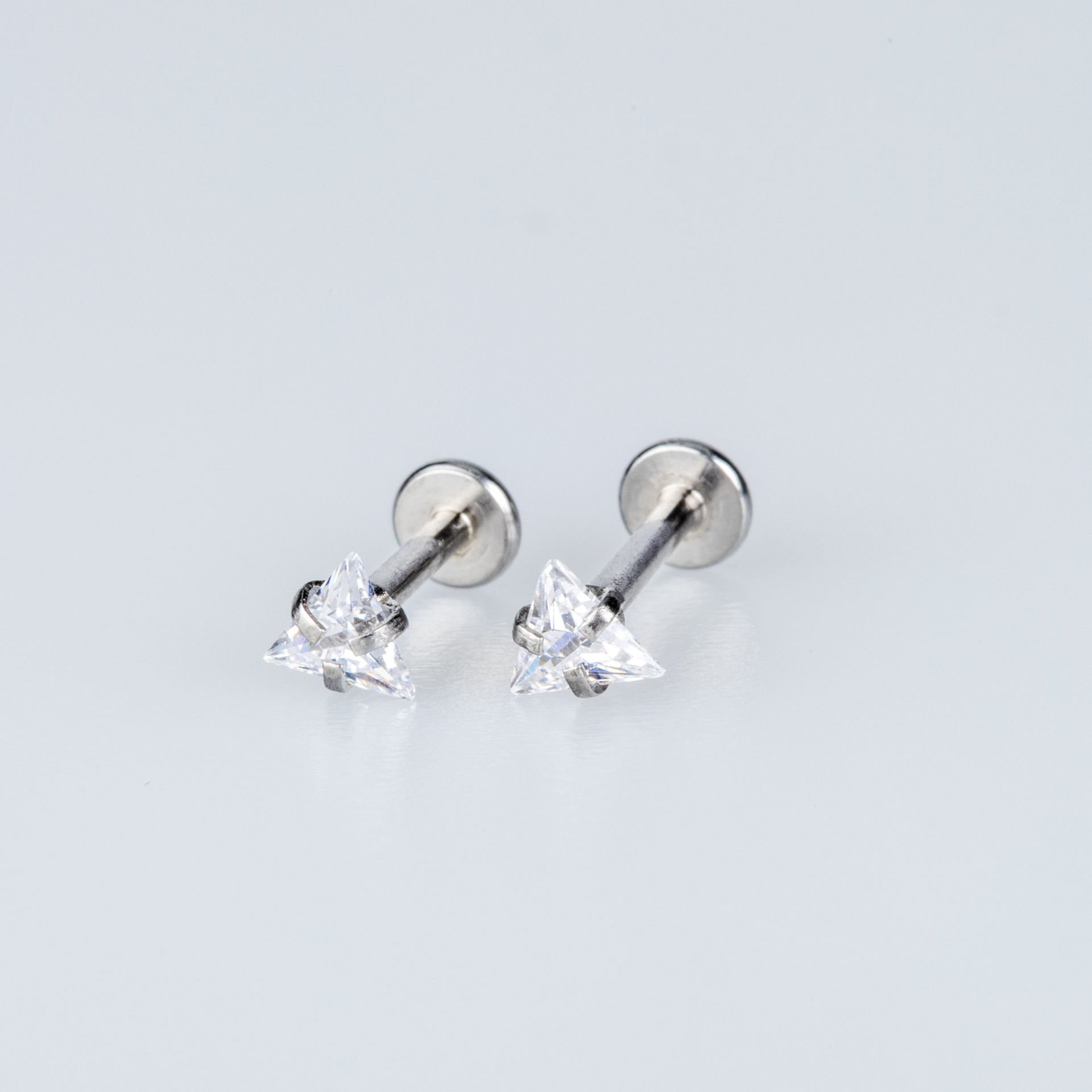 Piercing Labret  4mm Üçgen Taş