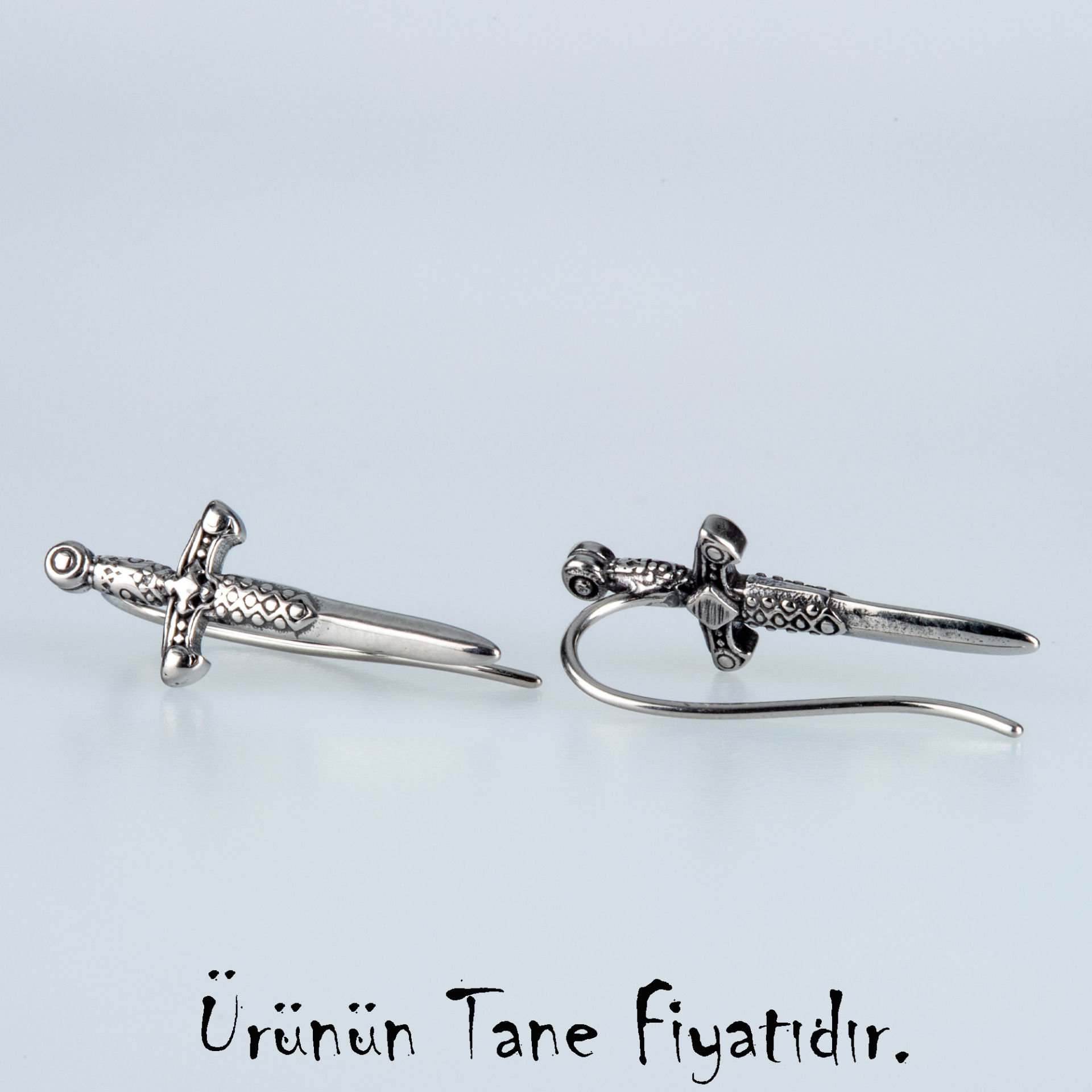 Çelik Gotik Hançer Küpe-Tek