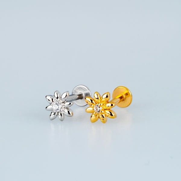 Piercing Tragus Çiçek