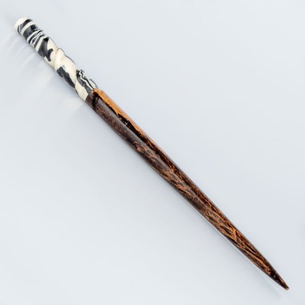 Mace Pen