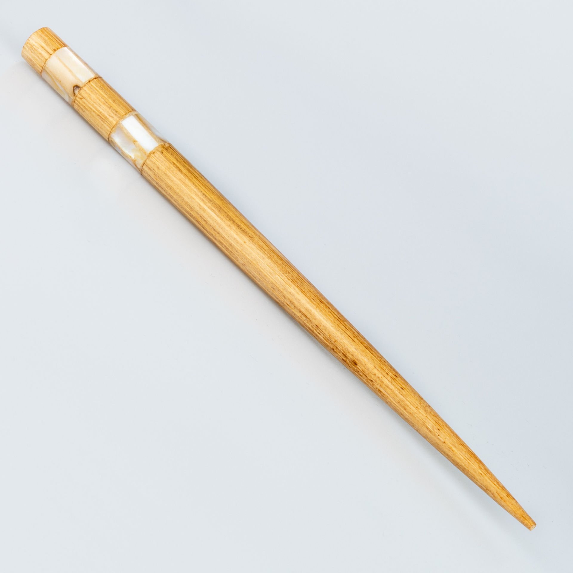 Mace Pen