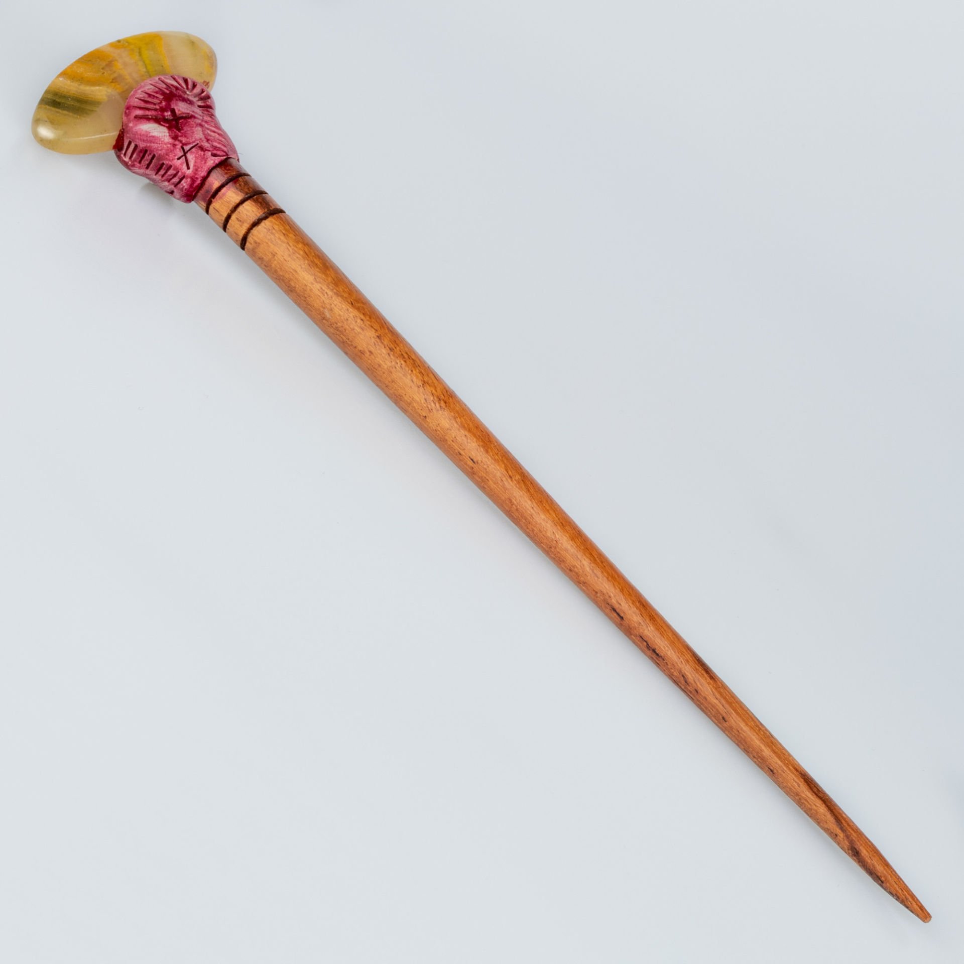 Mace Pen