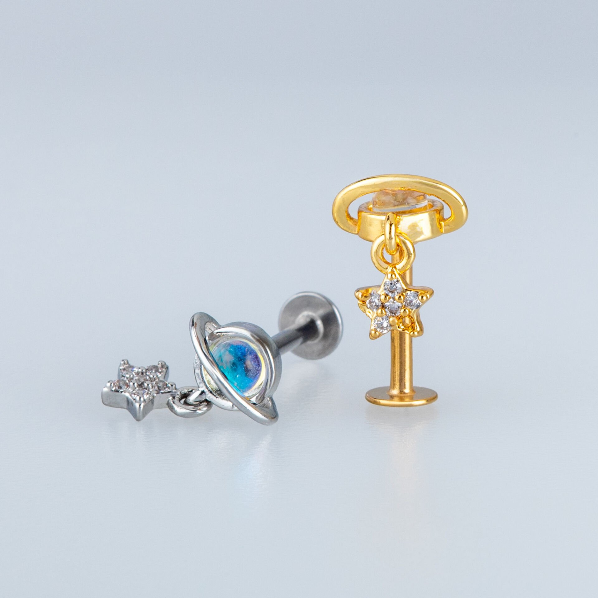 Piercing Tragus Saturn ve Yıldız