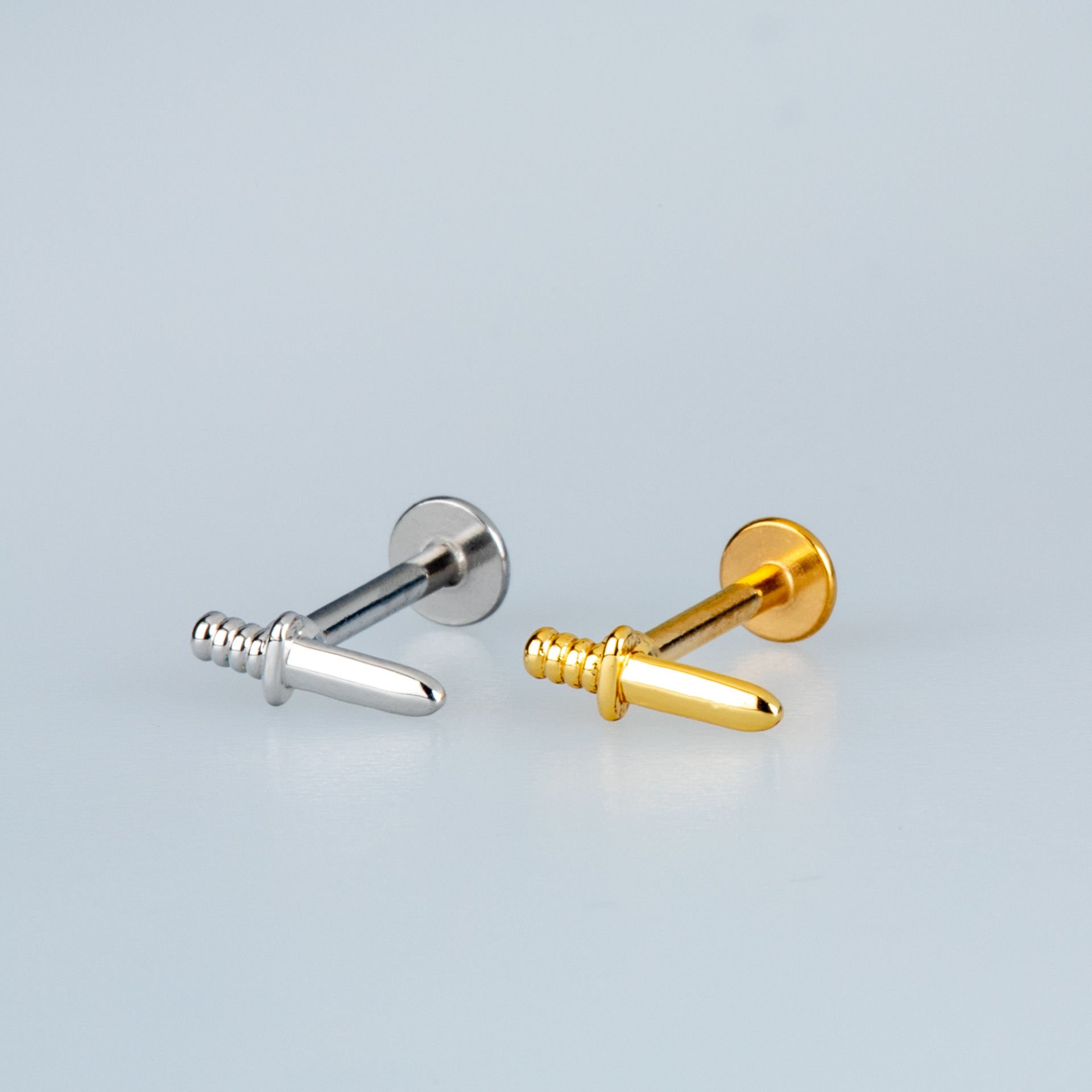 Piercing Tragus Bıçak