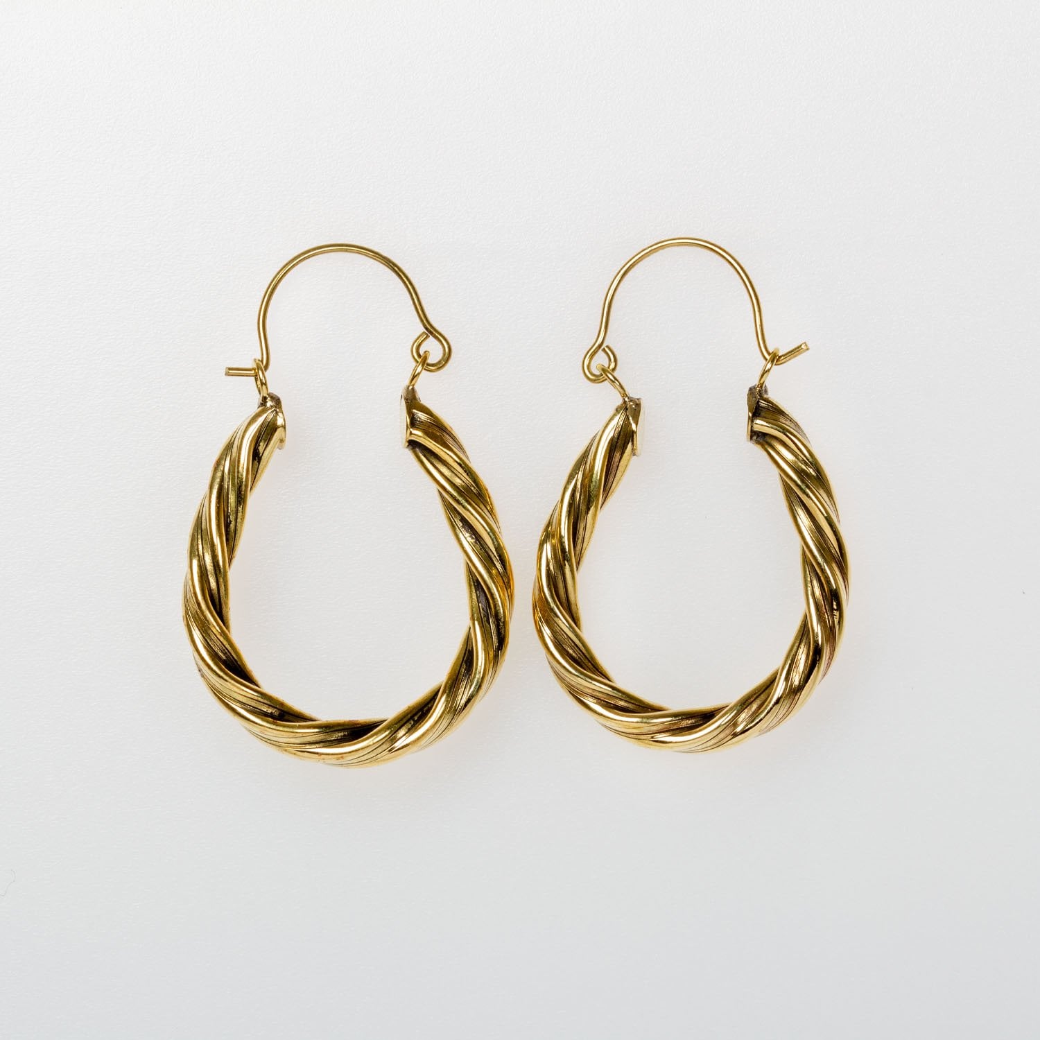 أقراط طارة اللون 2