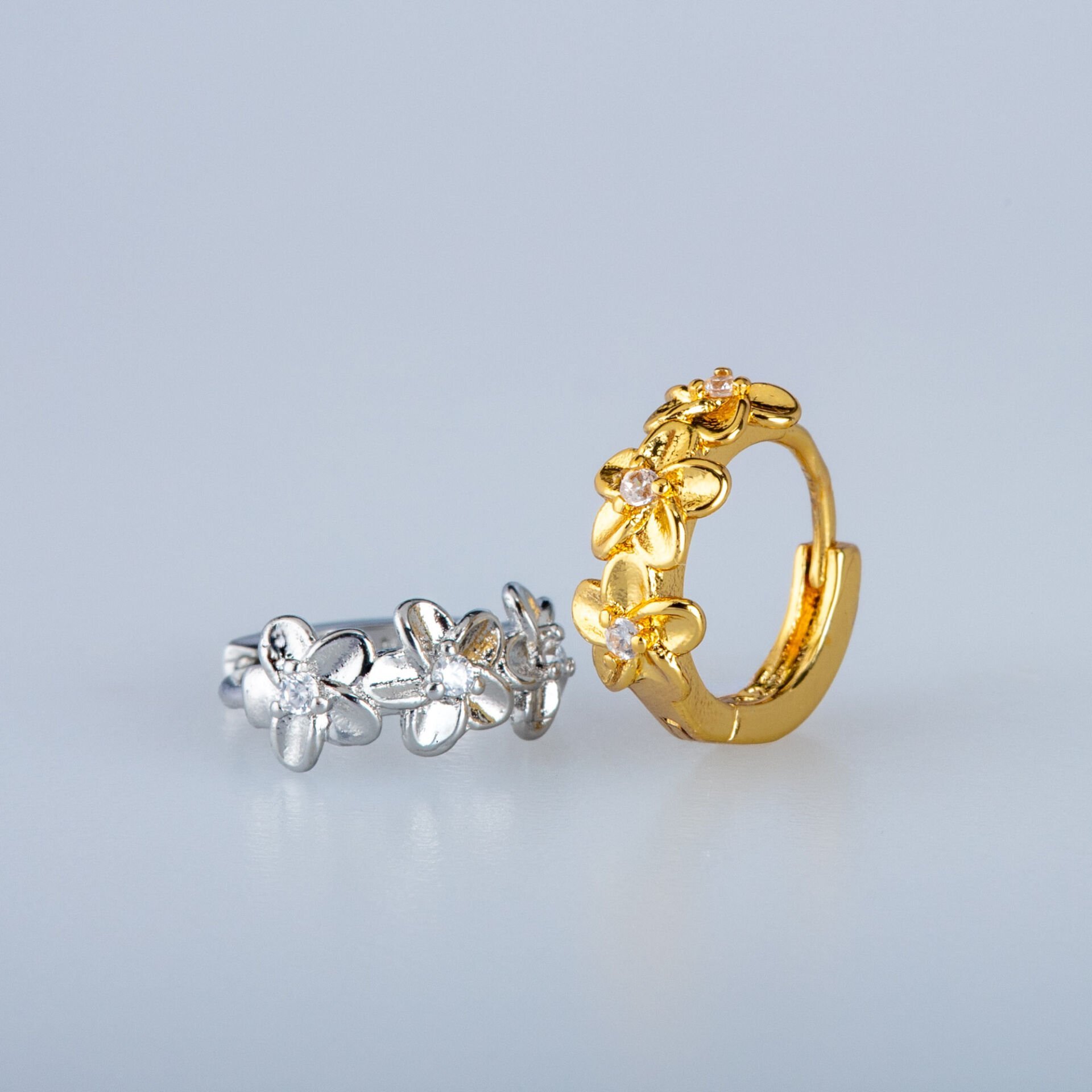 Piercing Rook Halka Çiçek