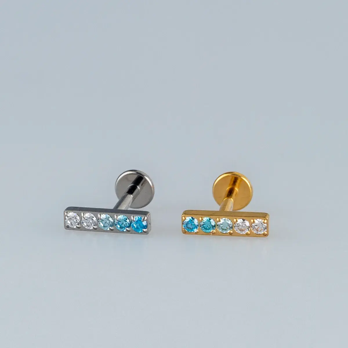 Toptan G23 Titanyum Sıralı Taşlı Piercing Beyaz 8mm