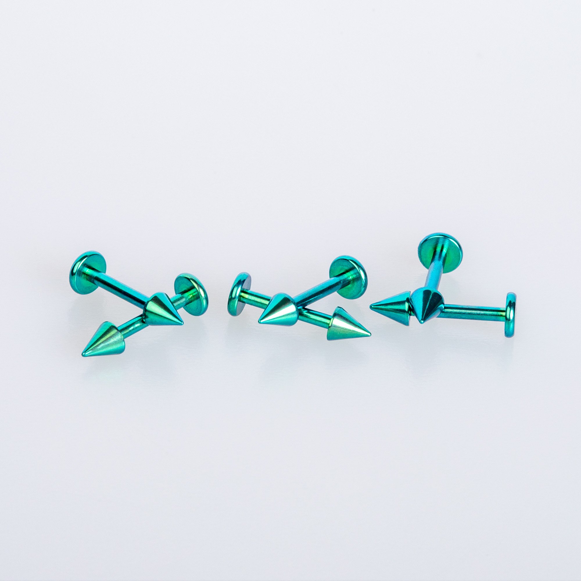 Piercing Titanyum Labret Spike Boy: 1.2x10x3mm