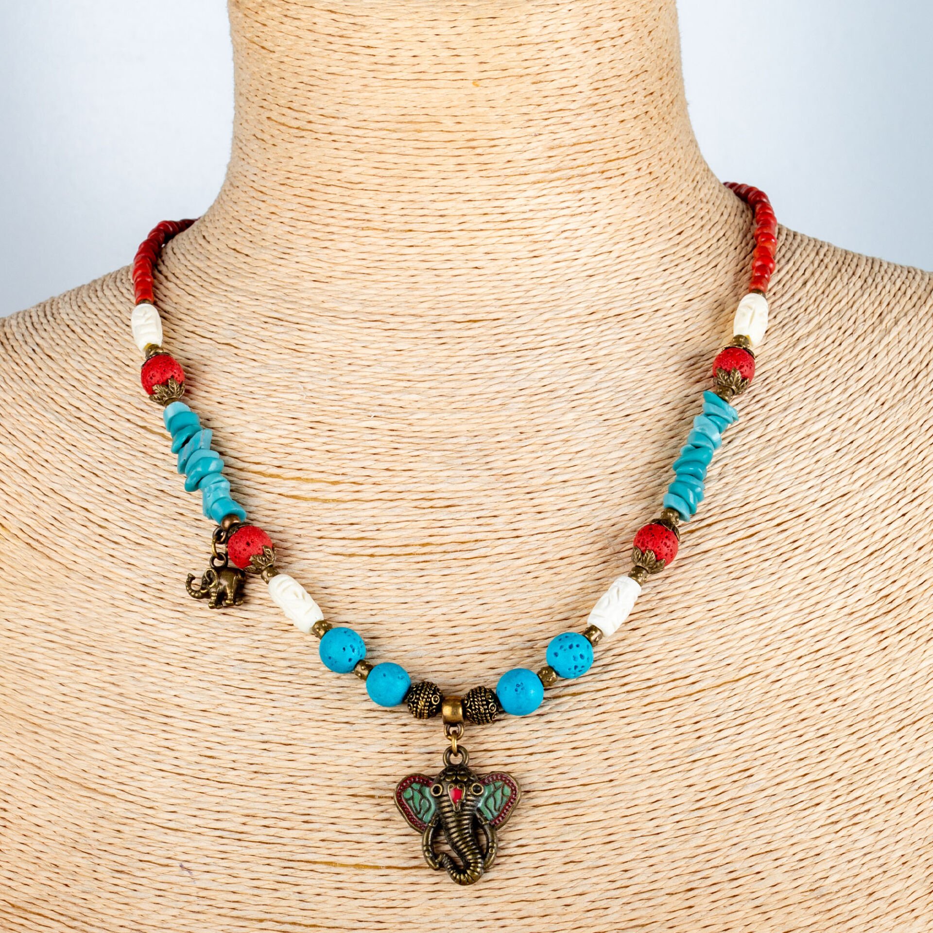 Etnik Doğal Taş Kolye Fil