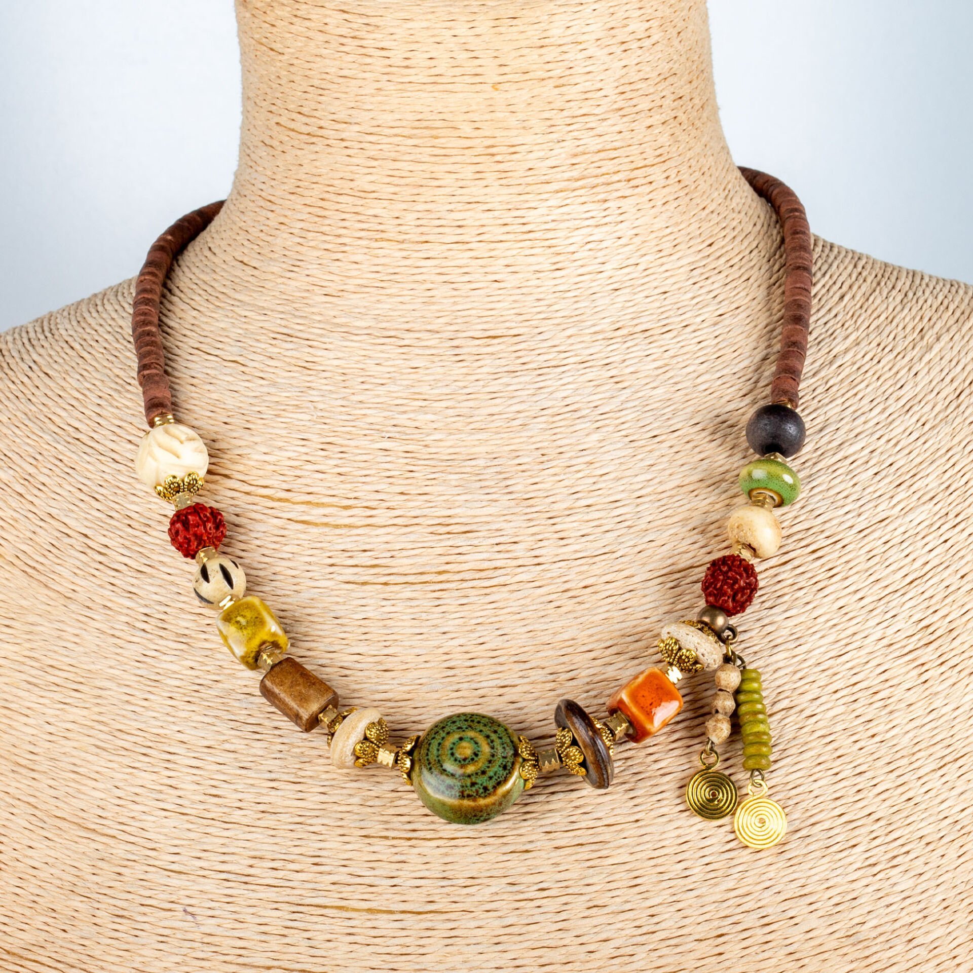 Etnik Doğal Taş Kolye