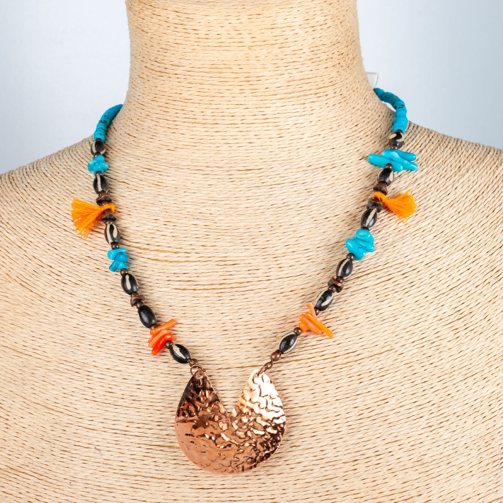 Etnik Doğal Taş Kolye