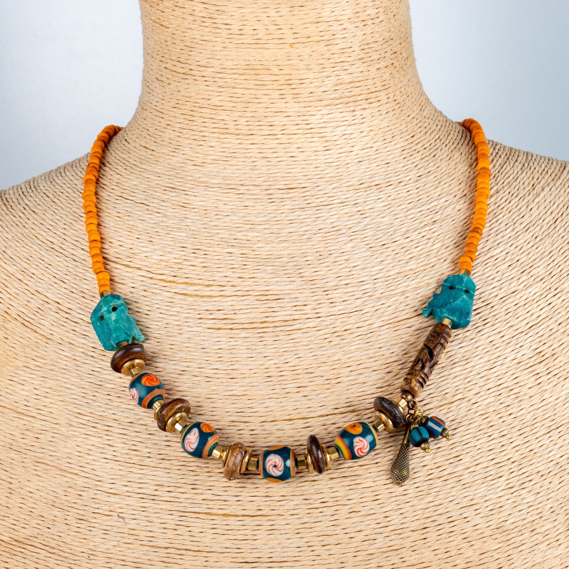 Etnik Doğal Taş Kolye