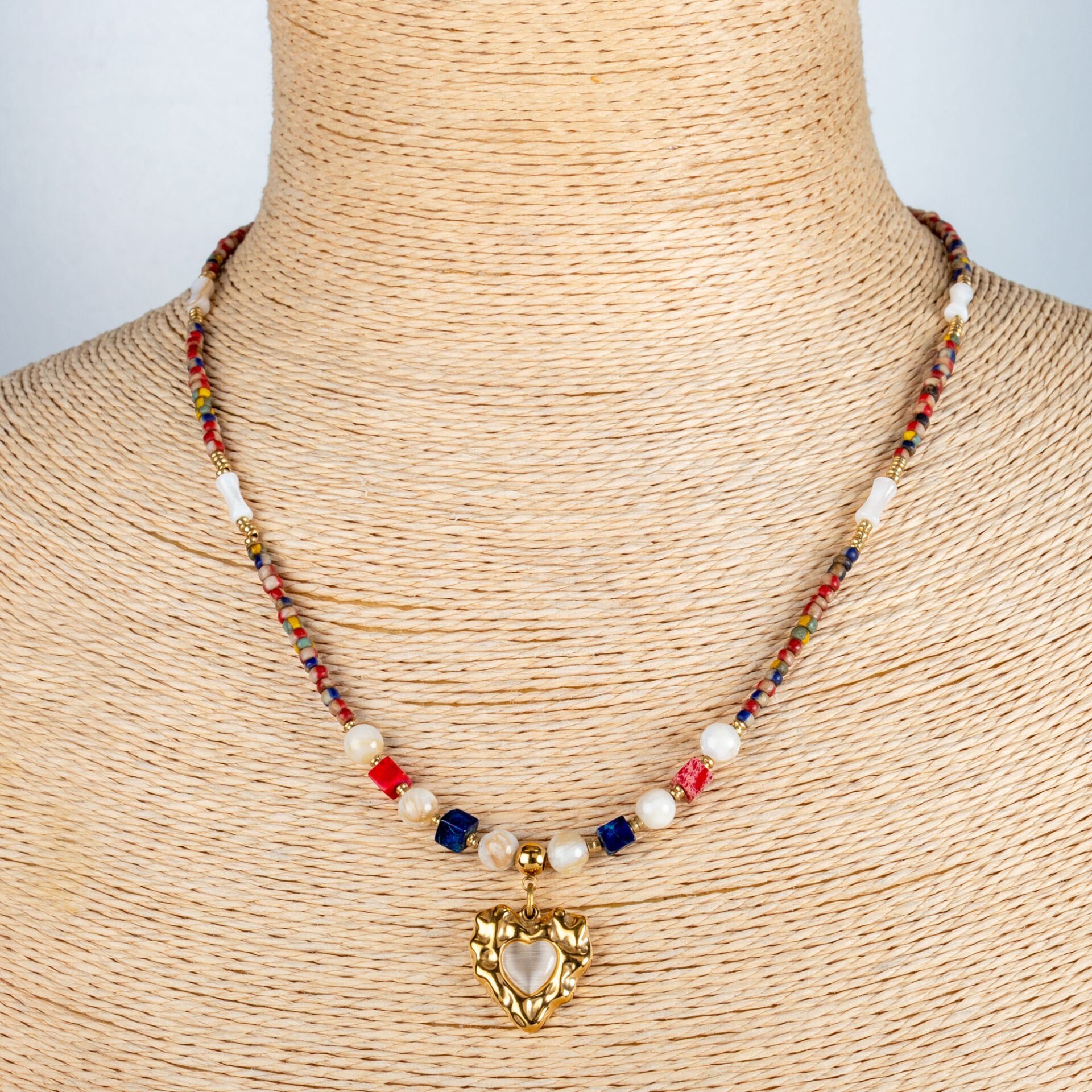 Etnik Çelik Doğal Taş Kolye Kalp