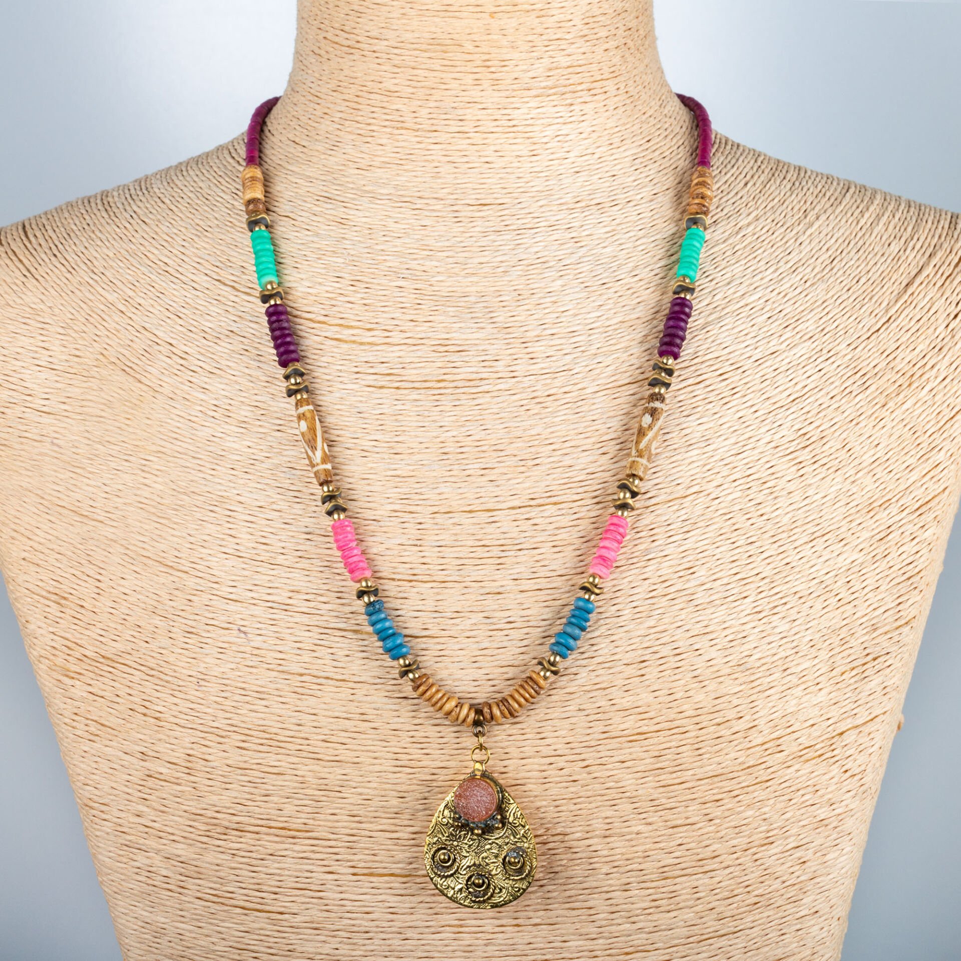 Etnik Doğal Taş Kolye