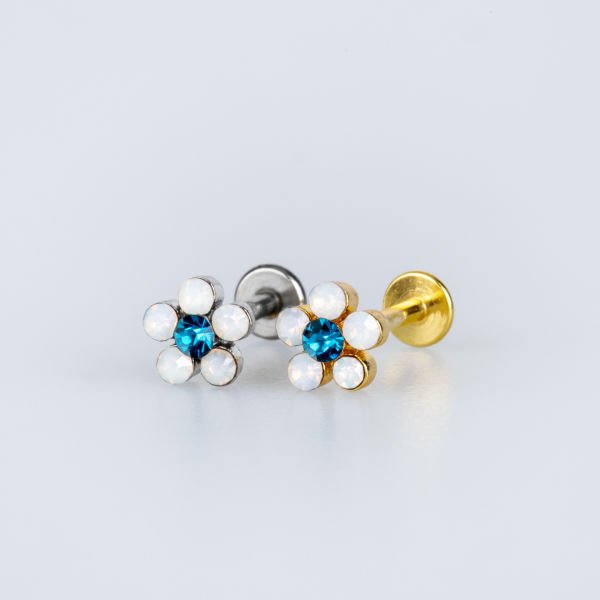 Piercing Tragus Çiçek