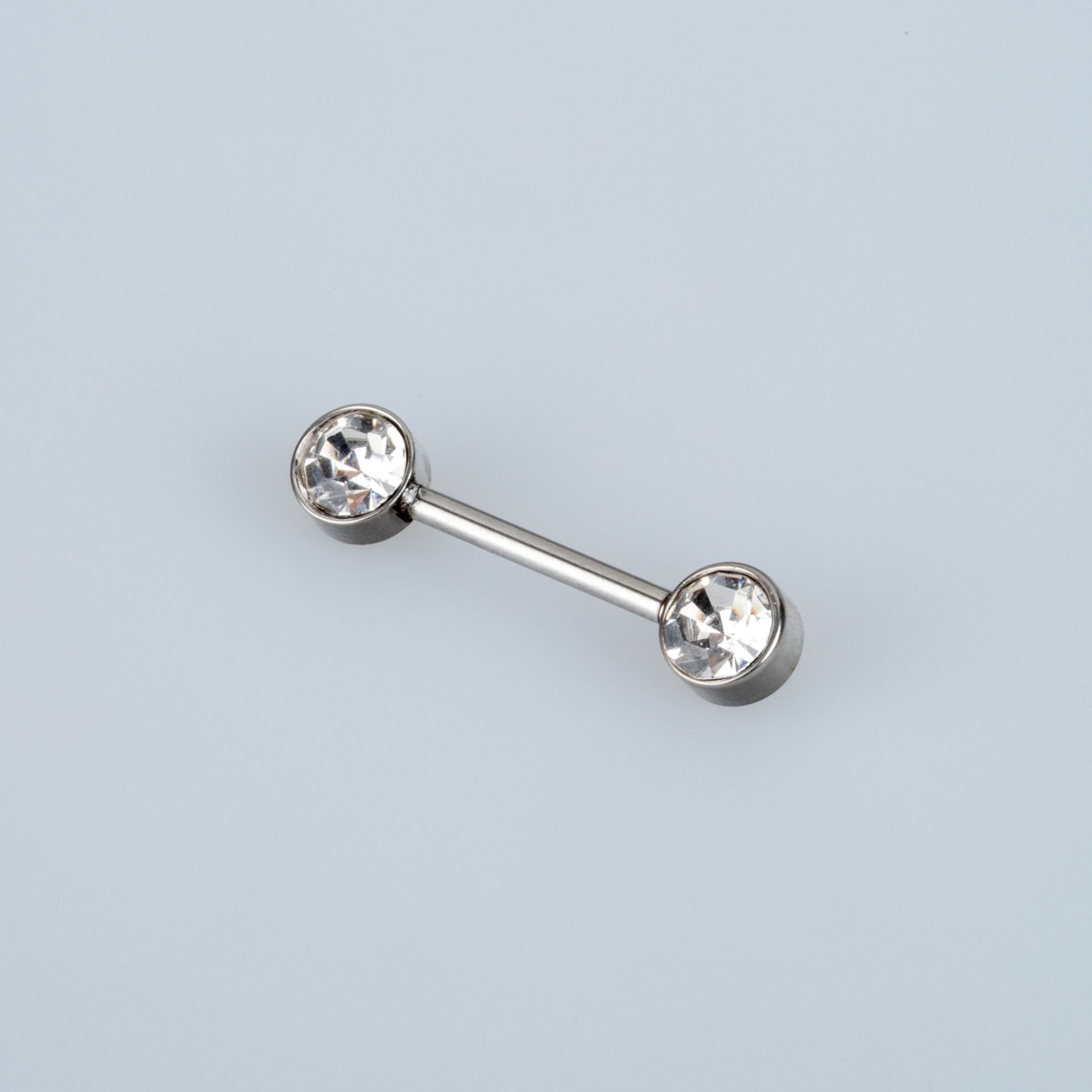 Piercing Göğüs
