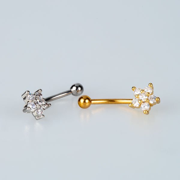 Piercing Rook Çiçek
