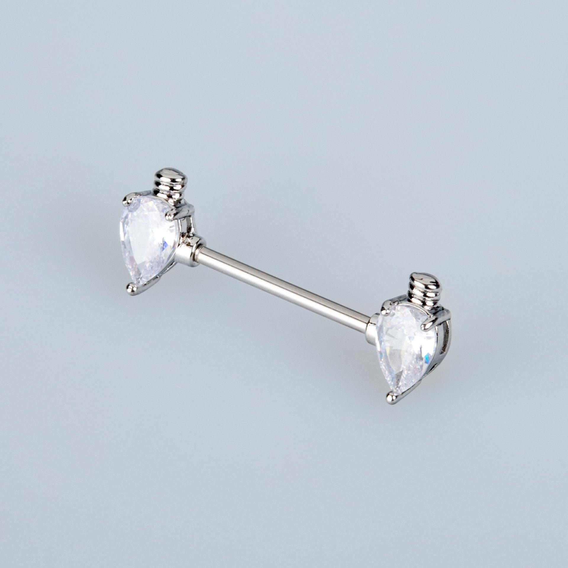 Piercing Göğüs