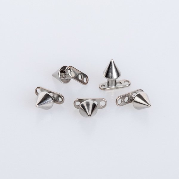 ثقب الجلد 4 مم