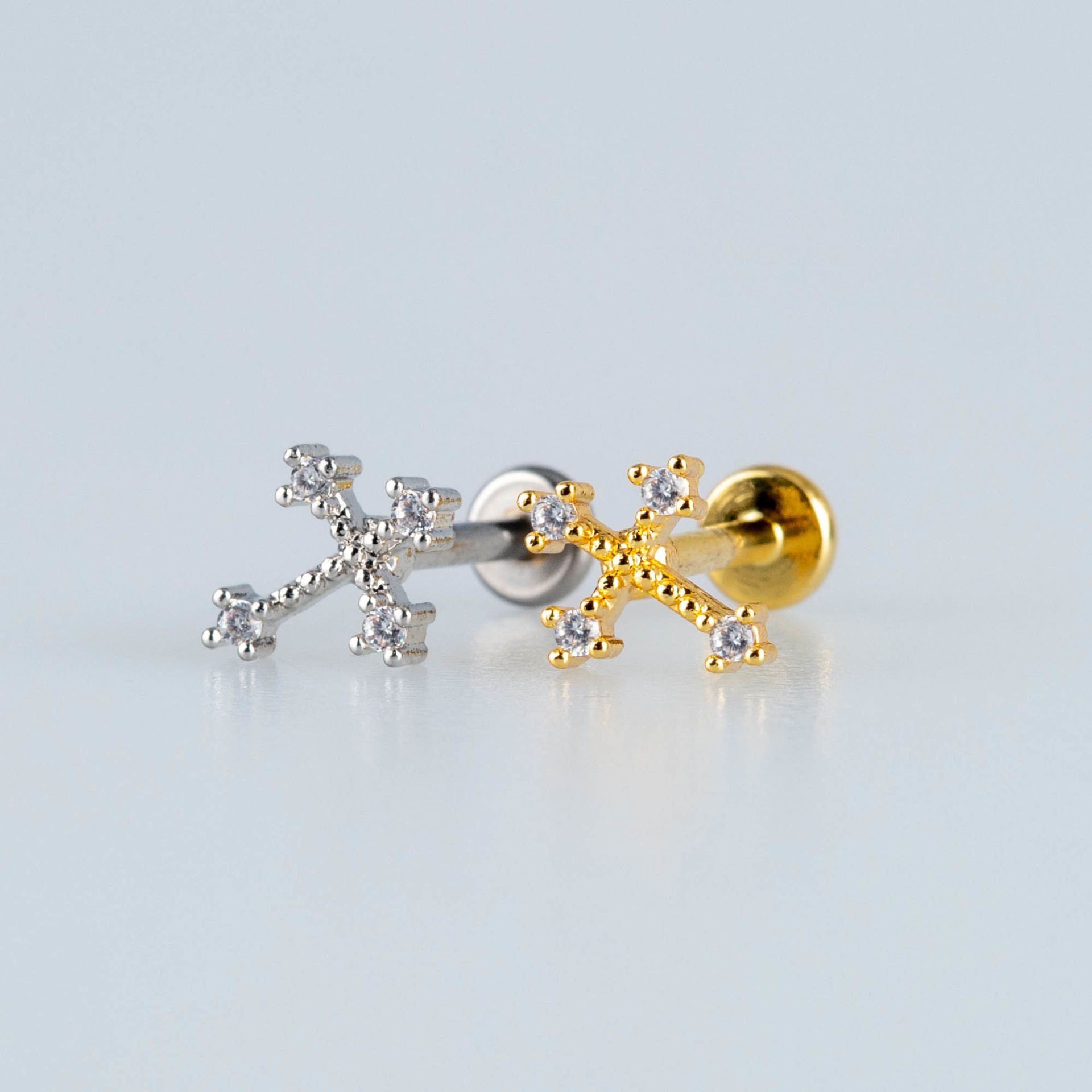 Piercing Tragus Haç