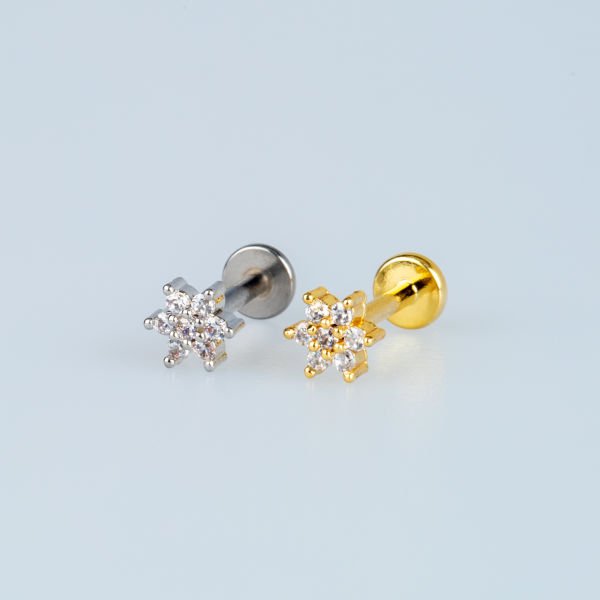 Piercing Tragus Çiçek