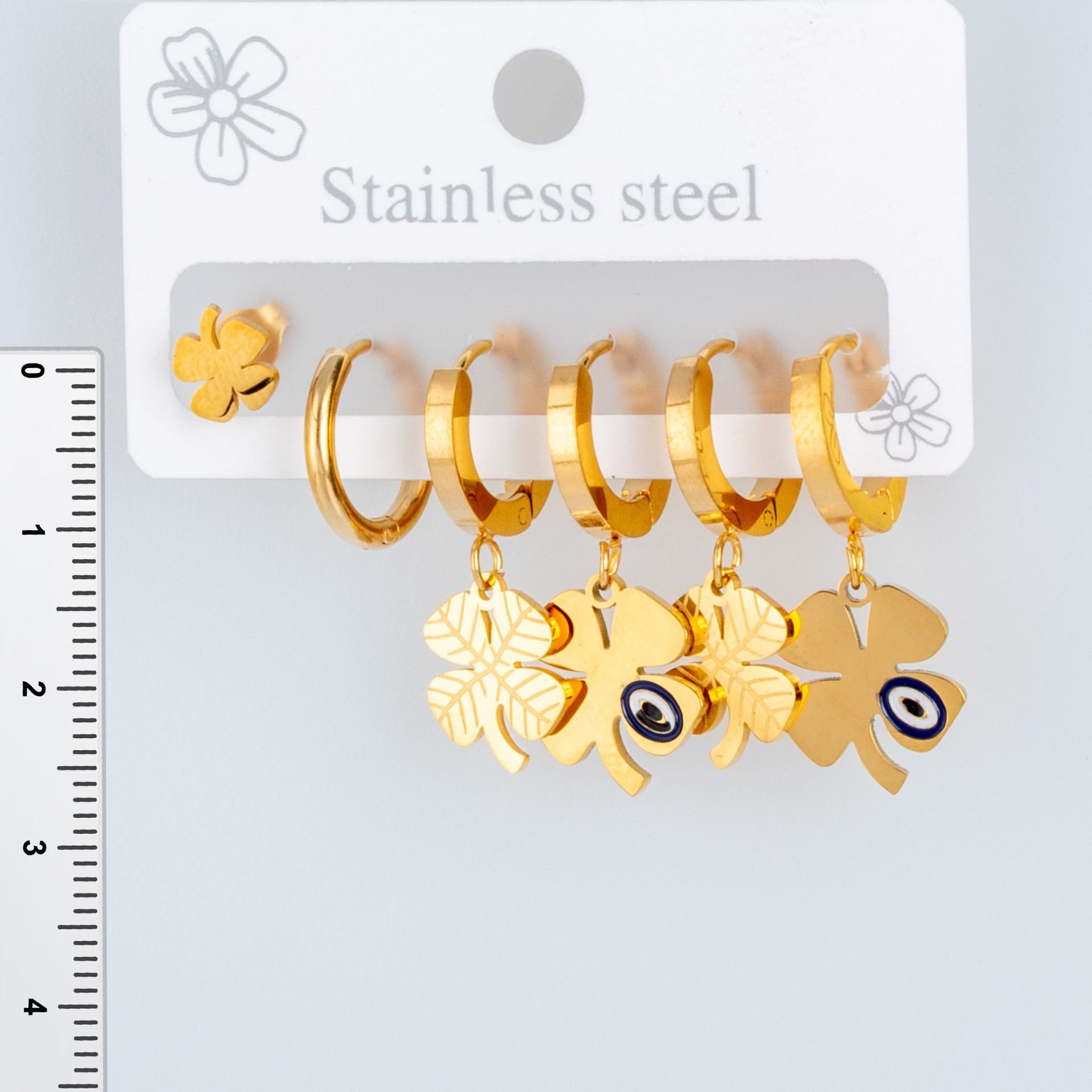 Çelik Küpe Yonca - 6  Adet