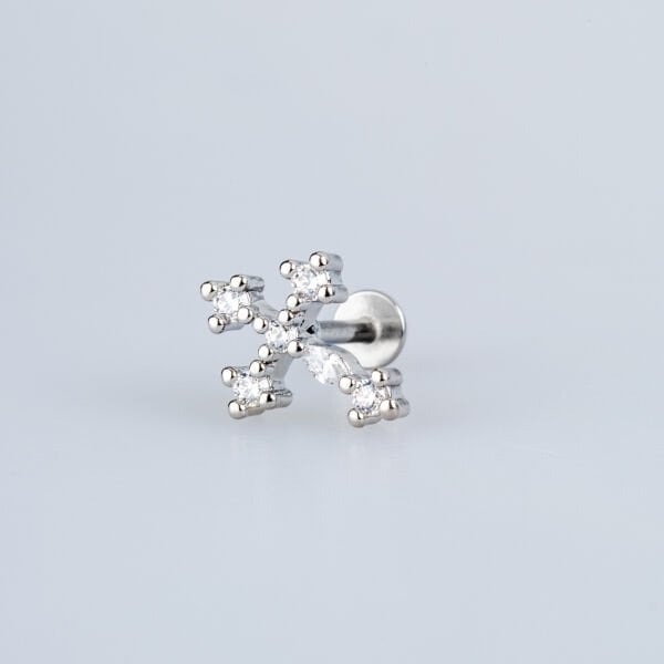 Piercing Tragus Cross