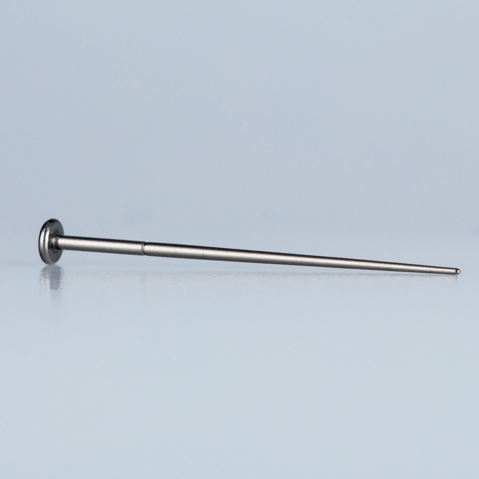 Titanyum G23 Piercing Bar Ekleme Pimi Ters Diş Barlar İçin Beyaz