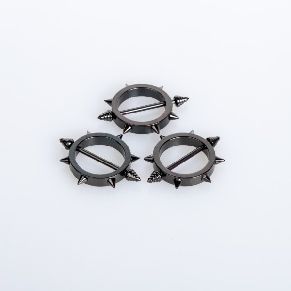 Piercing Göğüs