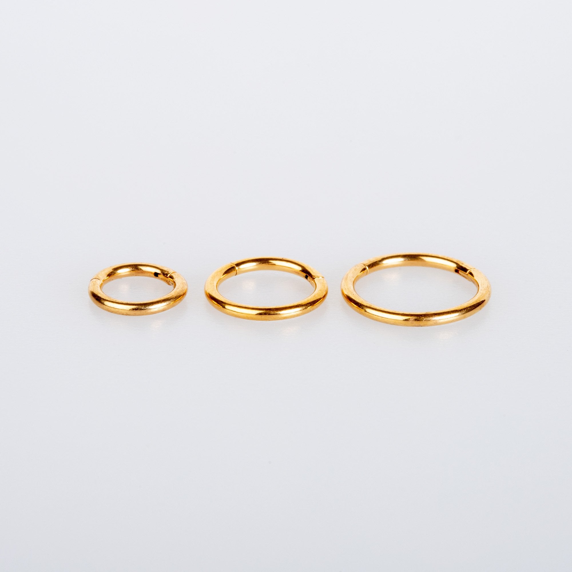 ثقب التيتانيوم الدائري