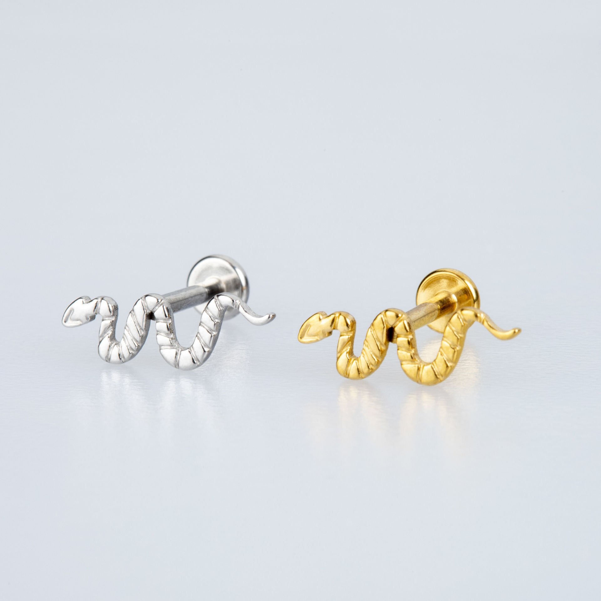 Piercing Tragus Snake