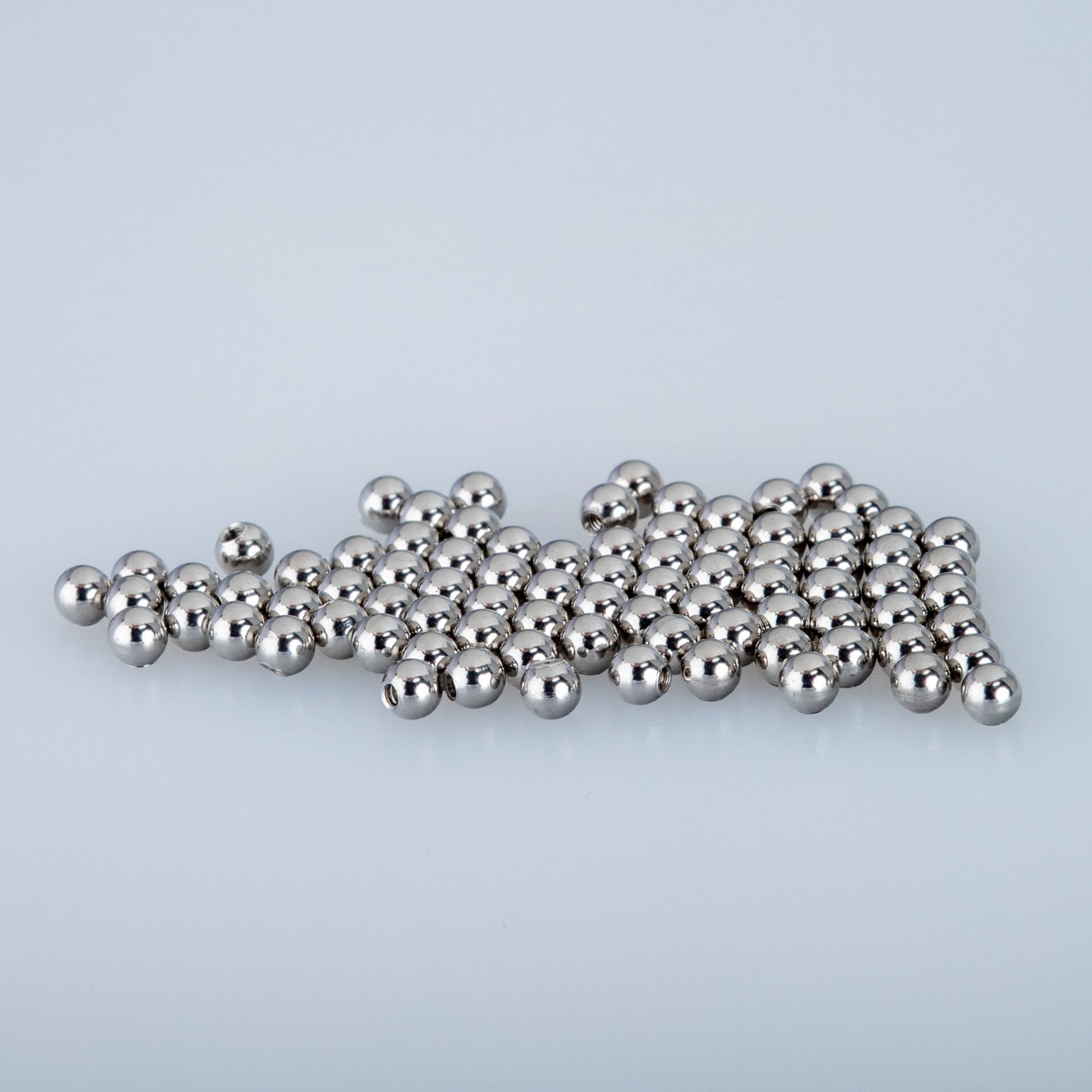 Piercing Çelik 316L 3mm Top 1 paket 100 Adet