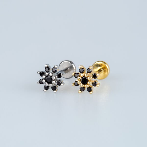 Piercing Tragus Çiçek