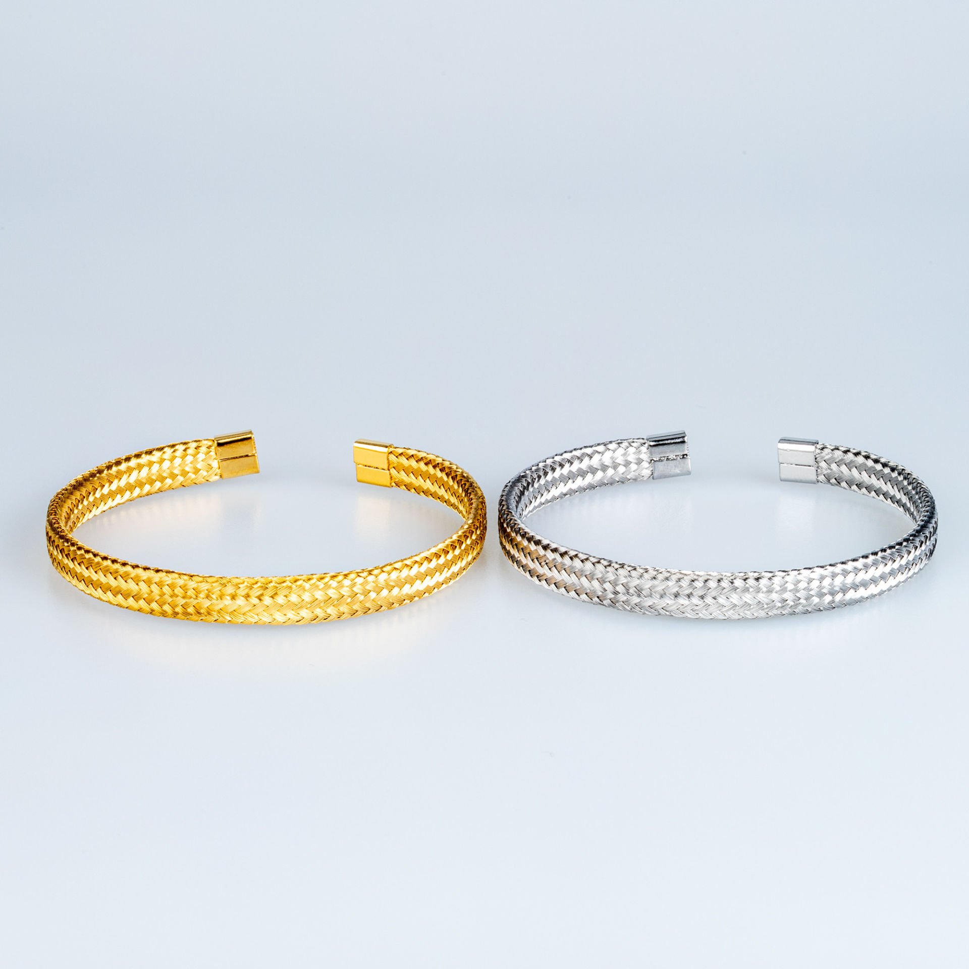Steel Handcuff Bracelet 7mm White