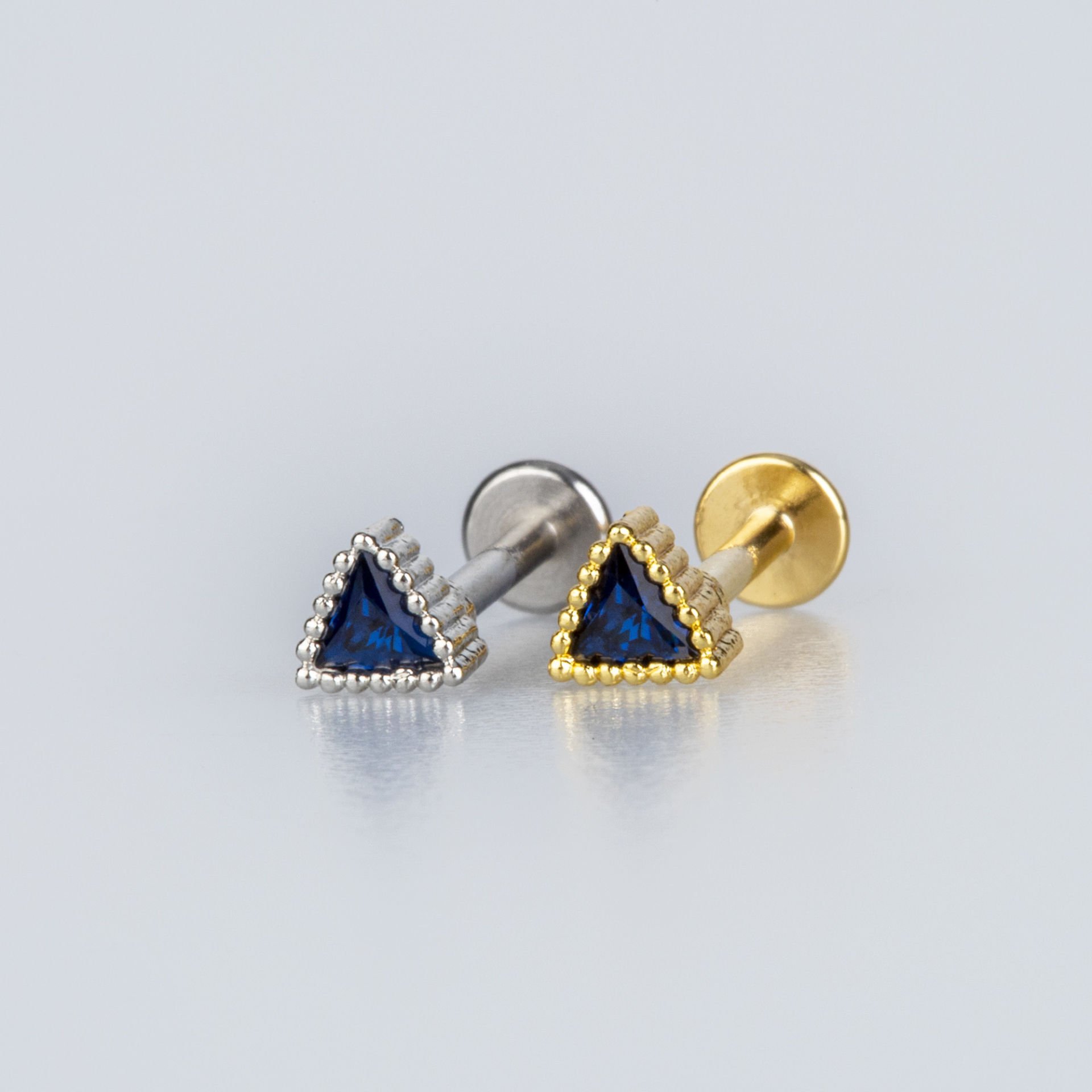 Piercing Tragus 4mm Üçgen Taş