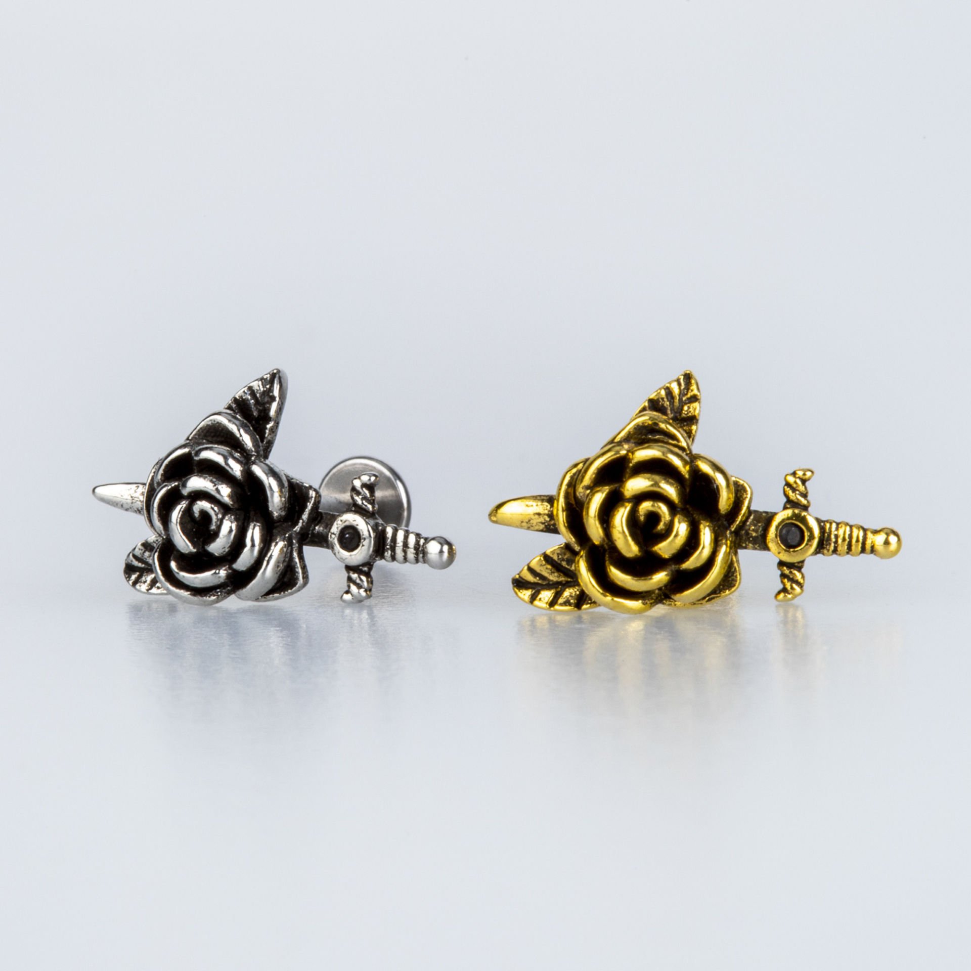 Piercing Tragus Çiçek