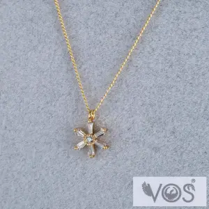 Vos Jewelry 14K Çiçek Figürlü Taşlı Kolye