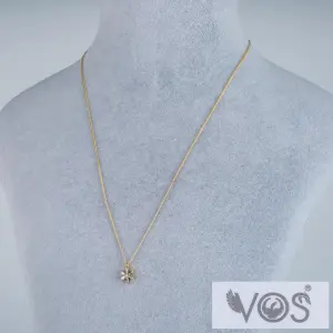 Vos Jewelry 14K Çiçek Figürlü Taşlı Kolye