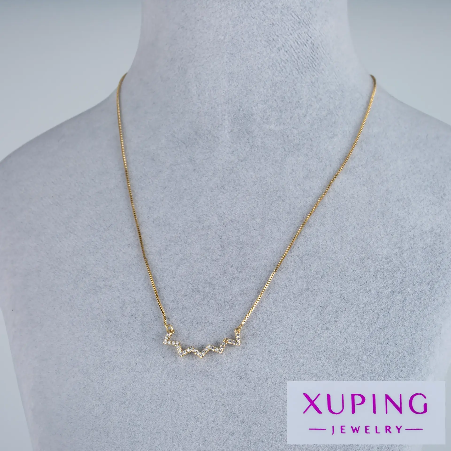 Xuping Jewelry 14K Taşlı Kolye