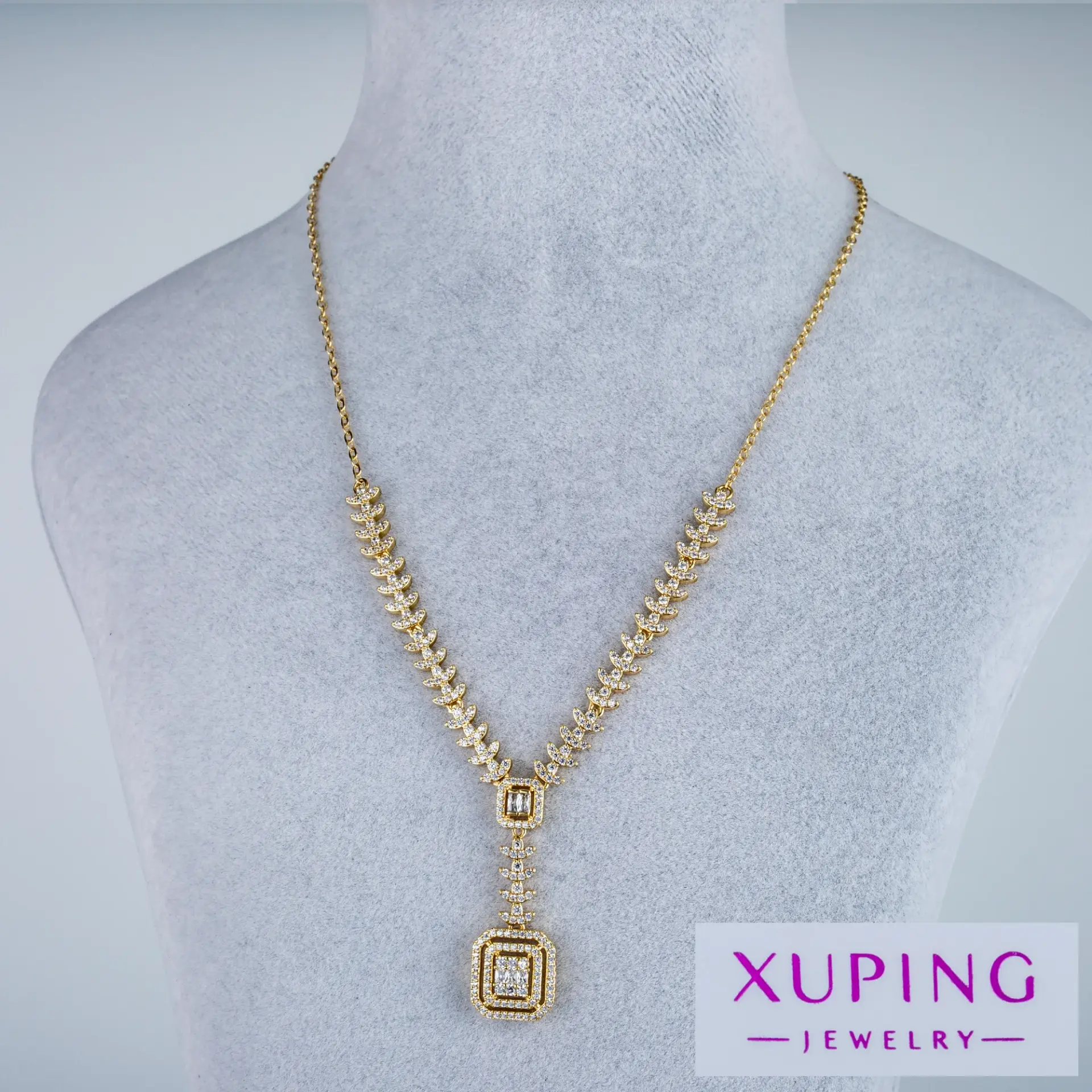 Xuping Jewelry 14K Taşlı Kolye