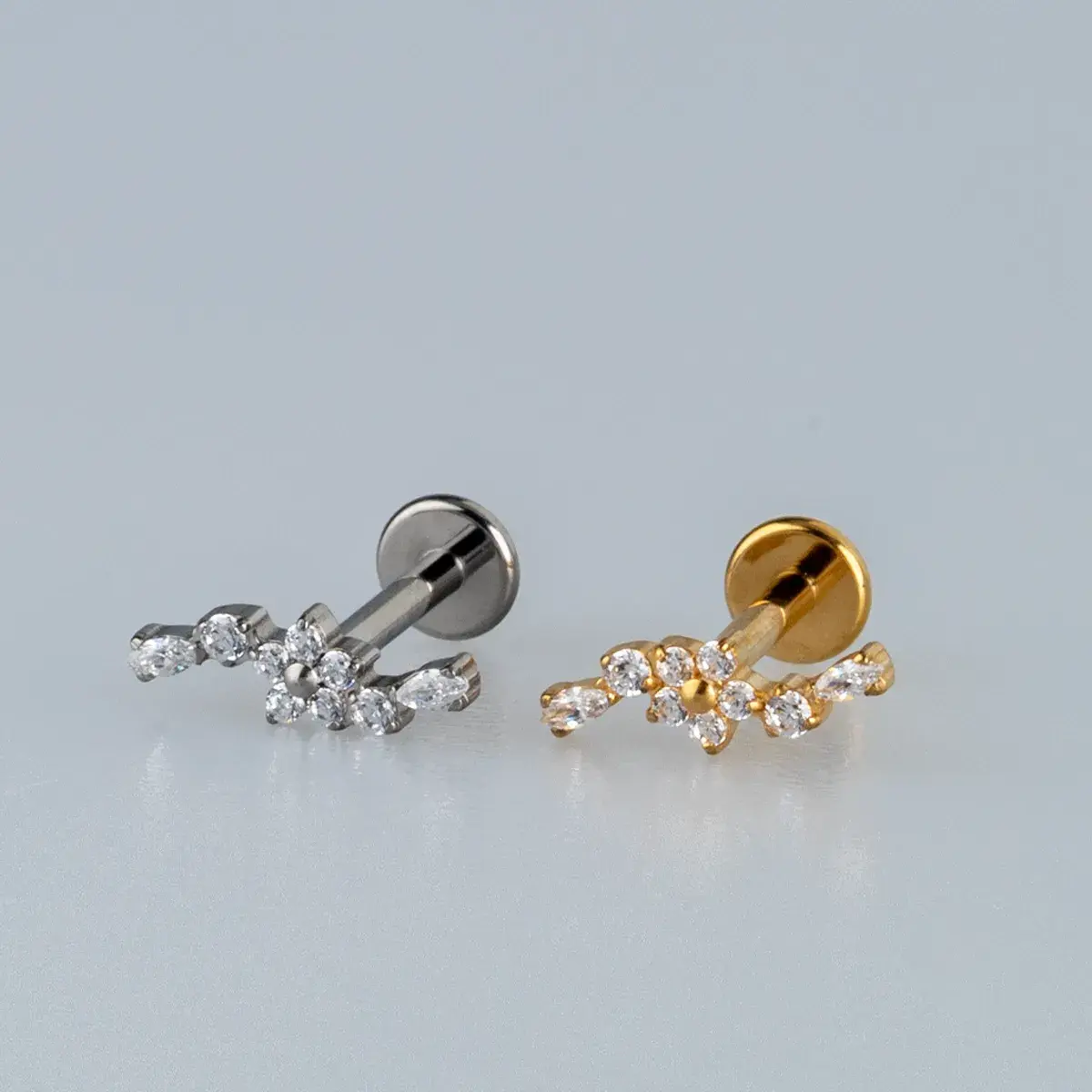 Toptan G23 Titanyum Fantezi Çiçek Piercing